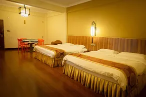 Yiquanzhuang Hot Spring Resort - Image 2