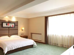 Wolff Hotel - Image 4