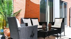 Familienfreundliche Wohnung mit Garten, Pool und Terrasse - Image 3