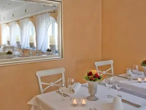 HIRSCH 1783 Hotel LANDHAUS - Image 2