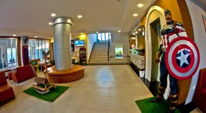 OMG Hotel - Image 4
