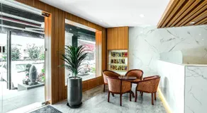 U3 HOTEL - Image 2