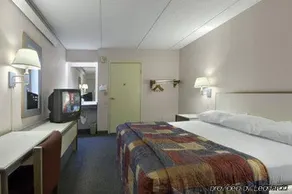 Key Inn Motel - Woodbury - Image 2