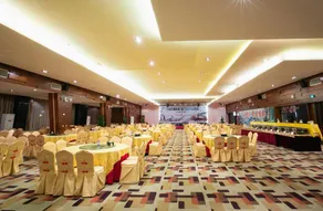 Anyuan Sanbaishan Hot Spring Tourist Resort Hotel - Image 5