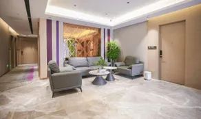Lavande Hotel (Shenzhen Futian Xiangmihu Nonglin Metro Station Branch) - Image 2