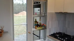 Lakeside Off-Grid Luxury Cabin Redman View - Image 3