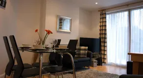 Parc y Bryn Serviced Apartments - Image 2