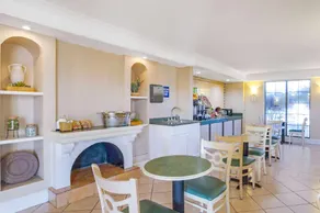 Days Inn by Wyndham Reno - Image 3