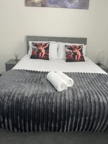 Home Cozy & Comfortable Stay in Accrington Flat B - Image 4