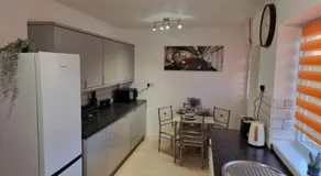 Dulverton house - 3 bed house /sleeps 6+ driveway+close to M1 - Image 3