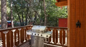 Hythe Cabin - Adorable Cabin, Fireplace, Deck, Barbecue - Image 5