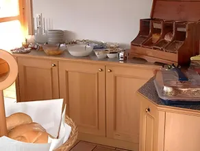 Residenz Dunza Hotel Garni - Image 4