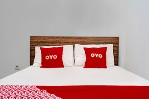 OYO Travellers Inn - Image 2