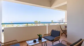 Bayview 2-BR Apartment W Terrace in Larnaca - Image 4
