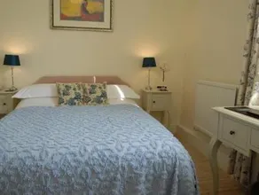 The Mulberry Inn - Image 5