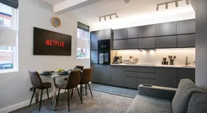 Entire Spacious Duplex Flat - Image 5