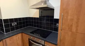 1 BEDROOM APARTMENT - West YORKSHIRE - Image 2