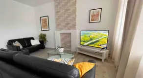 Agréable duplex proche de toutes commodités - Image 2
