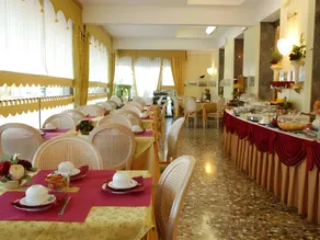 Hotel Riviera Venezia Lido - Image 4