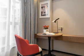 Borrman Hotel Guilin Two Rivers and Four Lakes Beiji Plaza - Image 2
