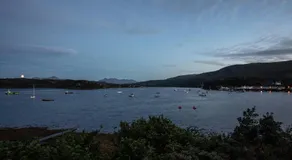 Vriskaig Luxury Guest Suite with Iconic Views - Image 5