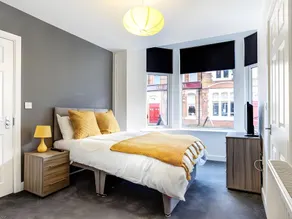 Townhouse PLUS @ 166 Edleston Road Crewe - Image 2