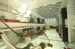 Melodious & Cozy Hotel - Image 2