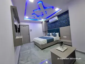 Hotel Kingdom - Image 5