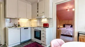 4B Stay - Best Budget Boutique Boardinghouse - Image 4
