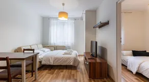 Twardowskiego Homely Apartment by BookingHost - Image 2