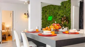 Jungle Saintaise - Appartement, Hypercentre, Fibre, Tv 4K, Parking Privé Payant - Image 2
