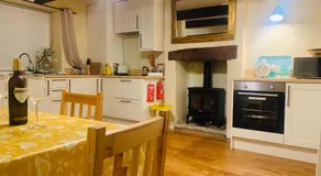 Tilly Cottage - overlooking Pendle Hill - Image 5