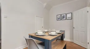 Charming 2-Bedroom House in Darlington - Image 5