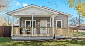 New! Warm & Cozy 3BR w/ Hot Tub, Firepit & BBQ! - Image 4