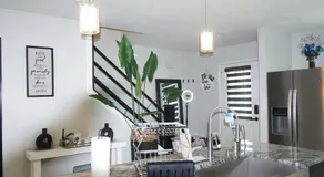 The Takeoff House - Image 4