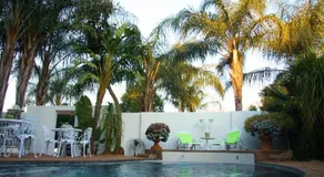 Waterglen Guest Lodge - Image 2