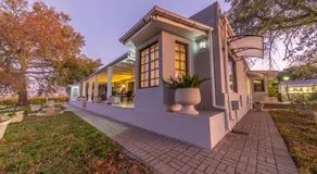LEO Sky Guest House - Image 5