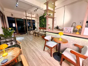 Bangkok Neighborhood Hostel - Image 2
