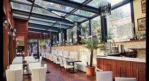 Hotel Art - Image 2