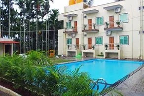 Four Seasons Resort - Image 4