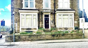 Highfield Guesthouse - Image 5