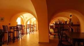 Green Club - Image 2