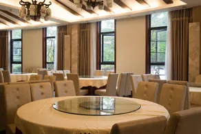Huayu Mountain Villa - Image 5