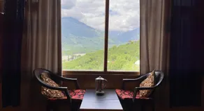 Little Tibet Cafe & Riverbed Stays - Image 4