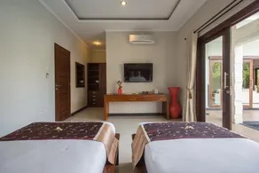 Spacious 3 Bedroom Villa featuring a Private Pool - Image 3