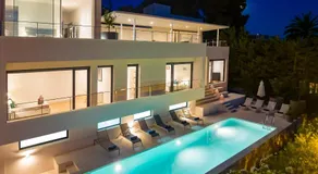 Ibiza Town Modern Villa Sleeps 10 - Image 5