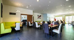 Nad Královnou Hotel & Restaurant - Image 2
