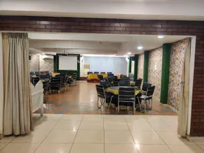 Capitol Inn - Image 5