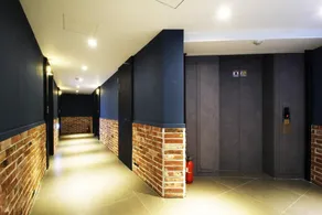 17th Hotel - Image 2