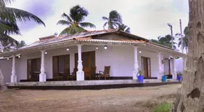 Sea View Resort - Image 3